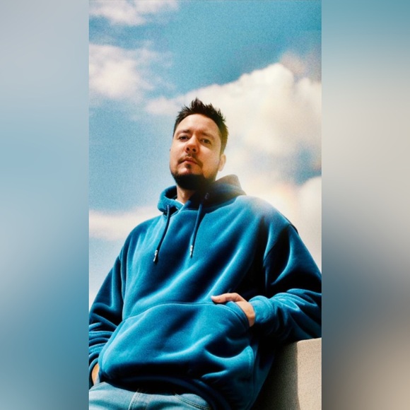 Meet your Posher, Yancy - Picture 3 of 11